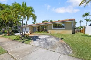 20375 Ne 22nd Pl Miami, FL 33180 - MLS#A11797566