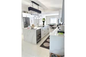 14215 SW 39th St, Miami, FL 33175, Sold 07/18/25
