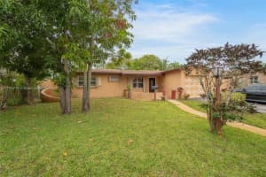 3549 NW 39th Ave, Lauderdale Lakes, FL 33309, Sold 08/08/25