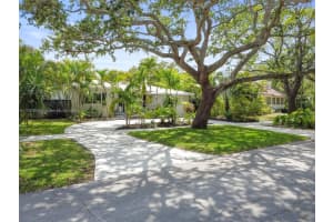 270 NE 104th St, Miami Shores, FL 33138, Sold 06/06/25