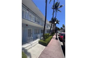 635 8th St 103, Miami Beach