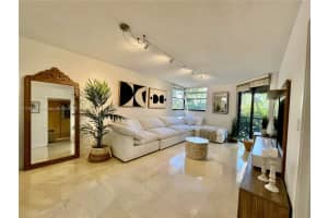 55 Ocean Lane Dr 2030, Key Biscayne