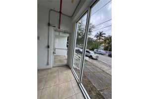 498 SW 2nd St, Miami, FL 33130, Sold 08/18/25