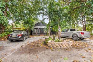 630 NE 121st St, Biscayne Park, FL 33161, - MLS#A11797732