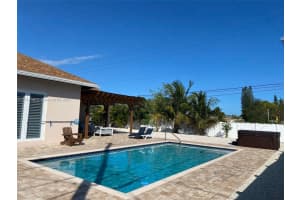 207 Sw 11th St, Dania Beach