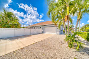 207 SW 11th St, Dania Beach, FL 33004, - MLS#A11797742
