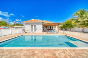207 SW 11th St, Dania Beach, FL 33004, - MLS#A11797742