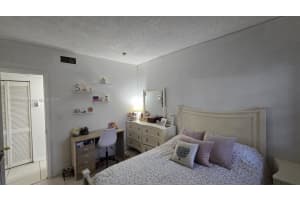 6425 SW 130th Pl APT 704, Miami, FL 33183, Sold 10/14/25