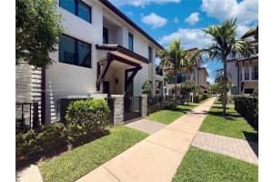 4672 NW 83rd Pkwy, Doral, FL 33166, - MLS#A11797814