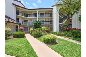 5380 Cedar Lake Dr 204 Boynton Beach, FL 33437 - MLS#A11797842