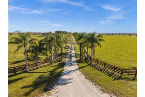2650 Scrubpens Rd Sebring, FL 33870 - Off Market