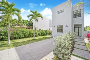 2330 Sw 14th St, Miami