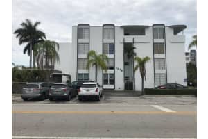 1075 93rd St 404, Bay Harbor Islands