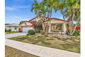 5206 Nw 99th Ave Sunrise, FL 33351 - MLS#A11797995
