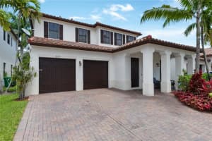 2691 Nw 83rd Ter, Cooper City
