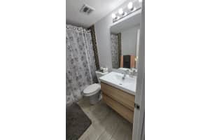 1985 S Ocean Dr APT 21D, Hallandale Beach, FL 33009, - MLS#A11798039