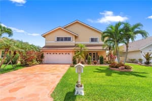 631 Nw 205th Ave, Pembroke Pines