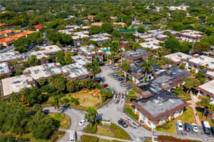 9456 SW 77th Ave APT T6, Miami, FL 33156, Sold 09/03/25