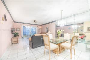 4701 NW 34th St 401, Lauderdale Lakes, FL 33319 - MLS#A11798245
