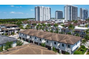 4962 NW 83rd Path, Doral, FL 33166, Sold 08/21/25