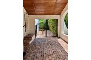 410 Navarre Ave Coral Gables, FL 33134 - MLS#A11798295