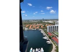 21055 Yacht Club Dr 3206, Aventura