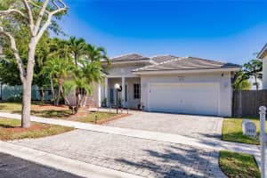 2925 NE 4th St, Homestead, FL 33033, Sold 08/22/25