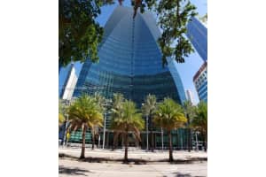 Espírito Santo Plaza, 1395 Brickell Ave, Miami, FL 33131, Sold 07/02/25