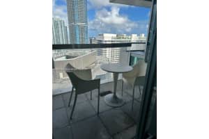 Espírito Santo Plaza, 1395 Brickell Ave, Miami, FL 33131, Sold 07/02/25