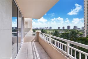 19501 W Country Club Dr APT 504, Aventura, FL 33180, - MLS#A11798476