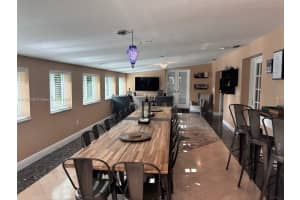 16195 Sw 78th Ave Palmetto Bay, FL 33157 - Off Market