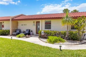302 Lake Evelyn Dr, West Palm Beach, FL 33411, Sold 08/06/25