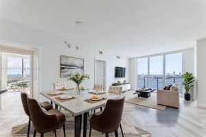 335 S Biscayne Blvd 1012, Miami