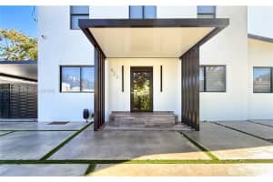 927 Sw 18th Ave, Miami