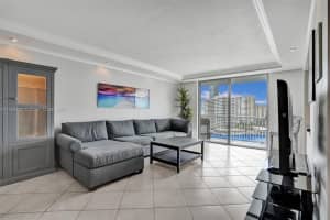 137 Golden Isles Dr 1105, Hallandale Beach, FL 33009 - MLS#A11798702