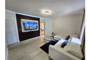 620 NE 160th St, Miami, FL 33162, Sold 07/29/25