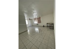 441 Collins Ave, Miami Beach, FL 33139, Sold 06/09/25