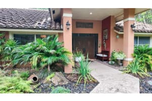 95 E Westwood Cir E, West Palm Beach