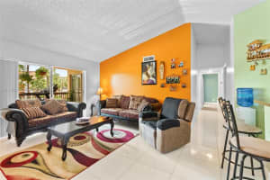 7620 Westwood Dr APT 216, Tamarac, FL 33321, Sold 09/09/25