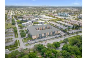 4848 NW 24th Ct APT 215, Lauderdale Lakes, FL 33313, - MLS#A11798943