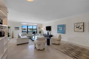 9801 Collins Ave APT 5S, Bal Harbour, FL 33154, - MLS#A11799029