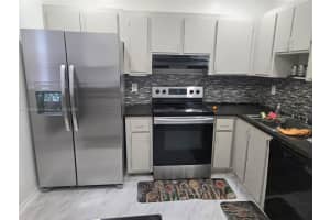 7904 SW 8th St, North Lauderdale, FL 33068 - MLS#A11799063