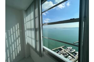 801 Brickell Bay Dr APT 1567, Miami, FL 33131, - MLS#A11799091