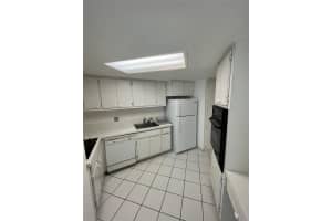 801 Brickell Bay Dr APT 1567, Miami, FL 33131, - MLS#A11799091