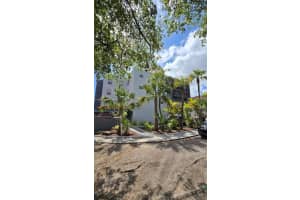 13685 NE 10th Ave APT 209, North Miami, FL 33161, - MLS#A11799114