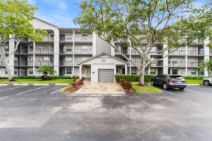 12501 SW 14th St APT 108R, Pembroke Pines, FL 33027, - MLS#A11799290