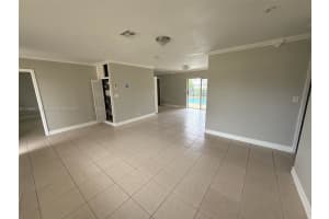 4920 NW 11th St, Lauderhill, FL 33313, - MLS#A11799311