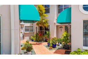 14901 SW 15th St, Pembroke Pines, FL 33027, Sold 07/23/25