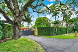 8150 SW 77th St, Miami, FL 33143, Sold 06/16/25