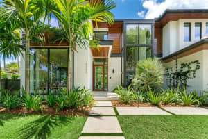 2323 Sw 2nd Ave, Miami